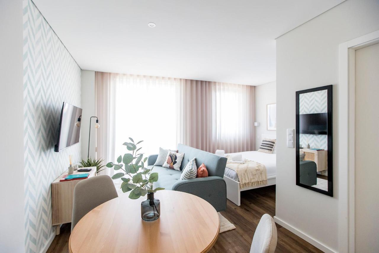 Elegant Studio W/ Ac & Balcony By Lovelystay OOporto Exterior foto