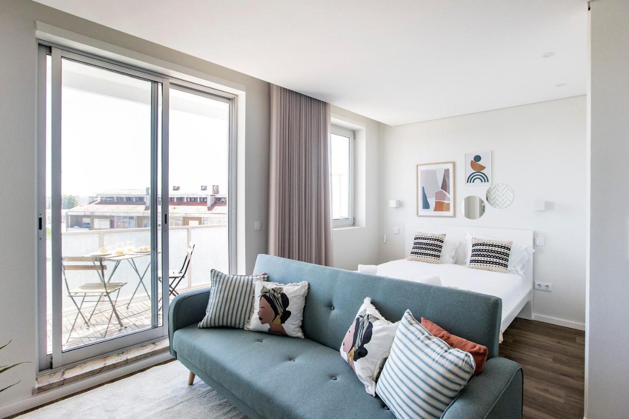 Elegant Studio W/ Ac & Balcony By Lovelystay OOporto Exterior foto